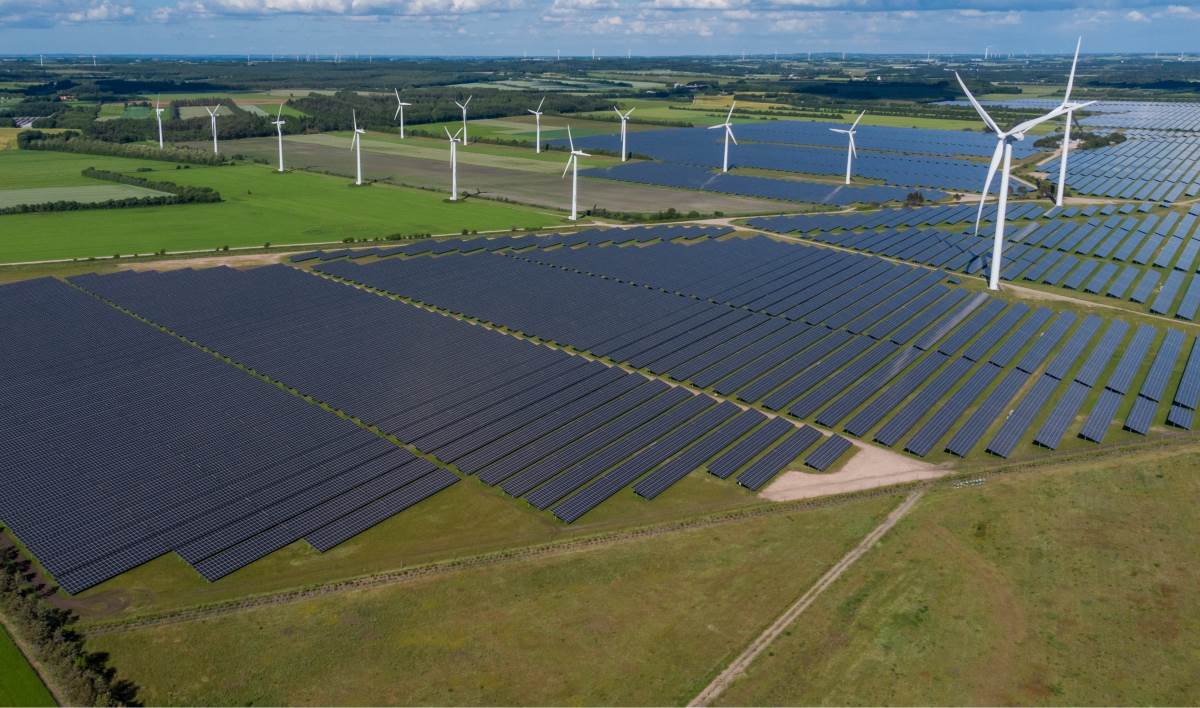 Impianto Fotovoltaico Pannelli Solari e Fotovoltaici Solare Termodinamico e Stufa  a Pellet - Solare Impianti - Fotovoltaico Solare Termico Termodinamico  Caldaia e Stufa a Pellet preventivo gratuito in tutta la Sardegna siamo