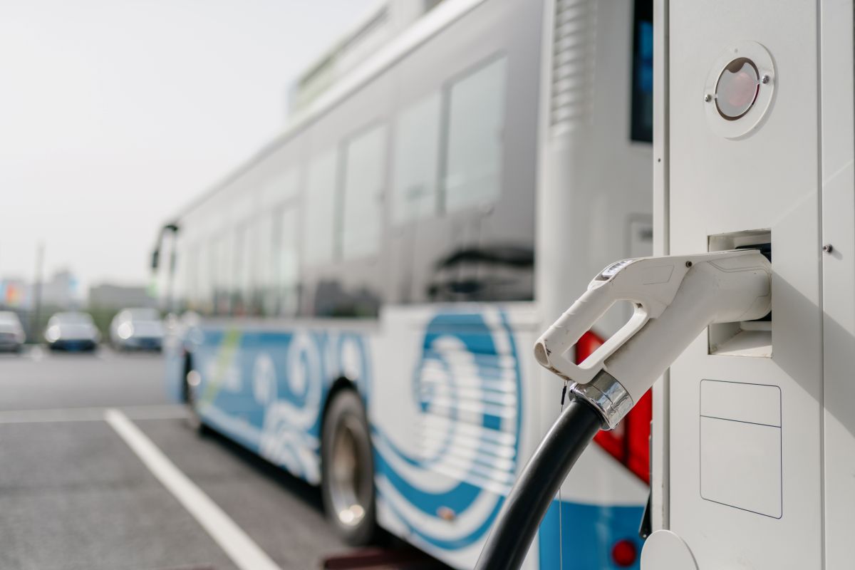 Autobus urbani: elettrico in forte crescita, ma il metano resiste